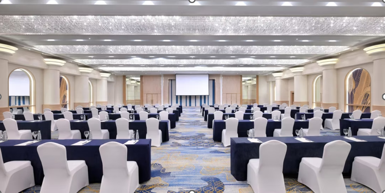 Crowne Plaza Dubai - Deira